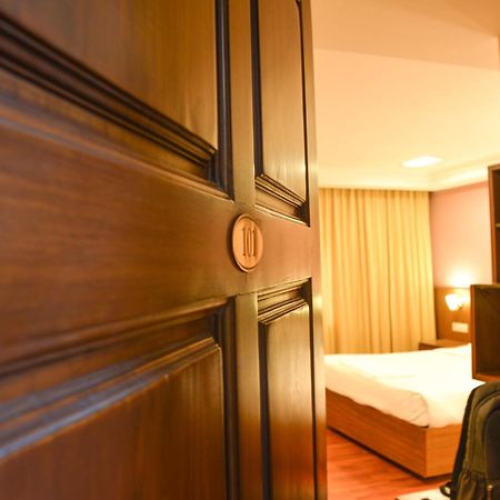 העיר בנגלור Serene Boutique Hotel מראה חיצוני תמונה