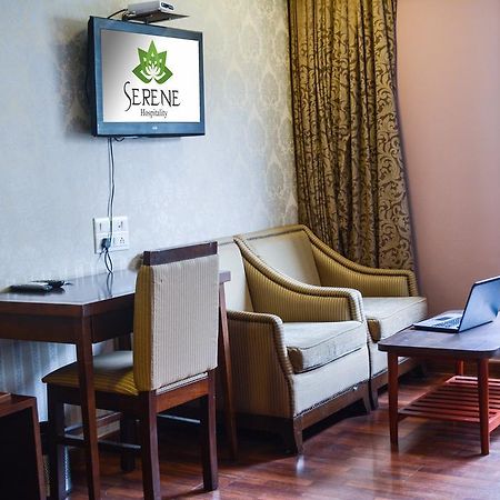 העיר בנגלור Serene Boutique Hotel מראה חיצוני תמונה