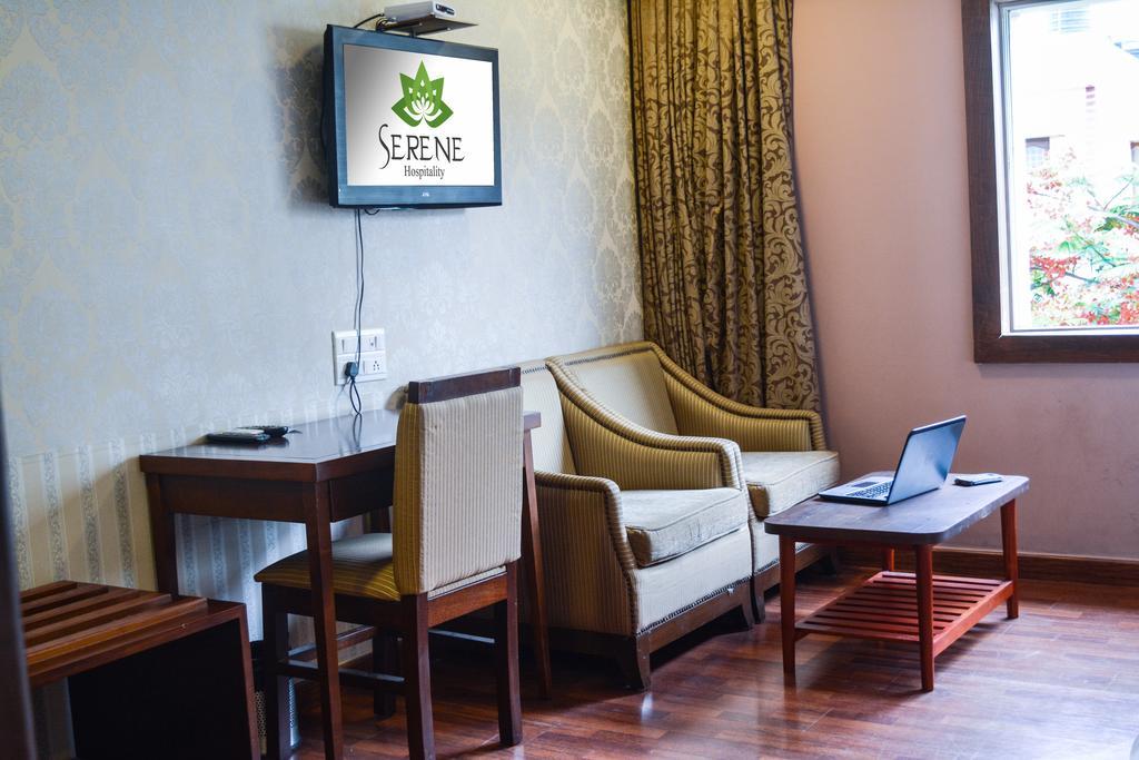 העיר בנגלור Serene Boutique Hotel מראה חיצוני תמונה